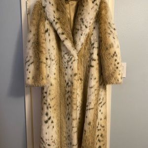 Vintage Hilmoor New York faux fur coat